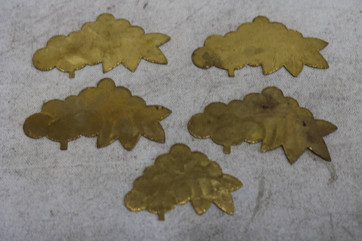 【伊董】c175.アンティーク!デットストック!古い時代箪笥の部品飾り金具5枚セット松竹梅金具真鍮製未使用 #仙台箪笥 #時代箪笥の金具_画像9