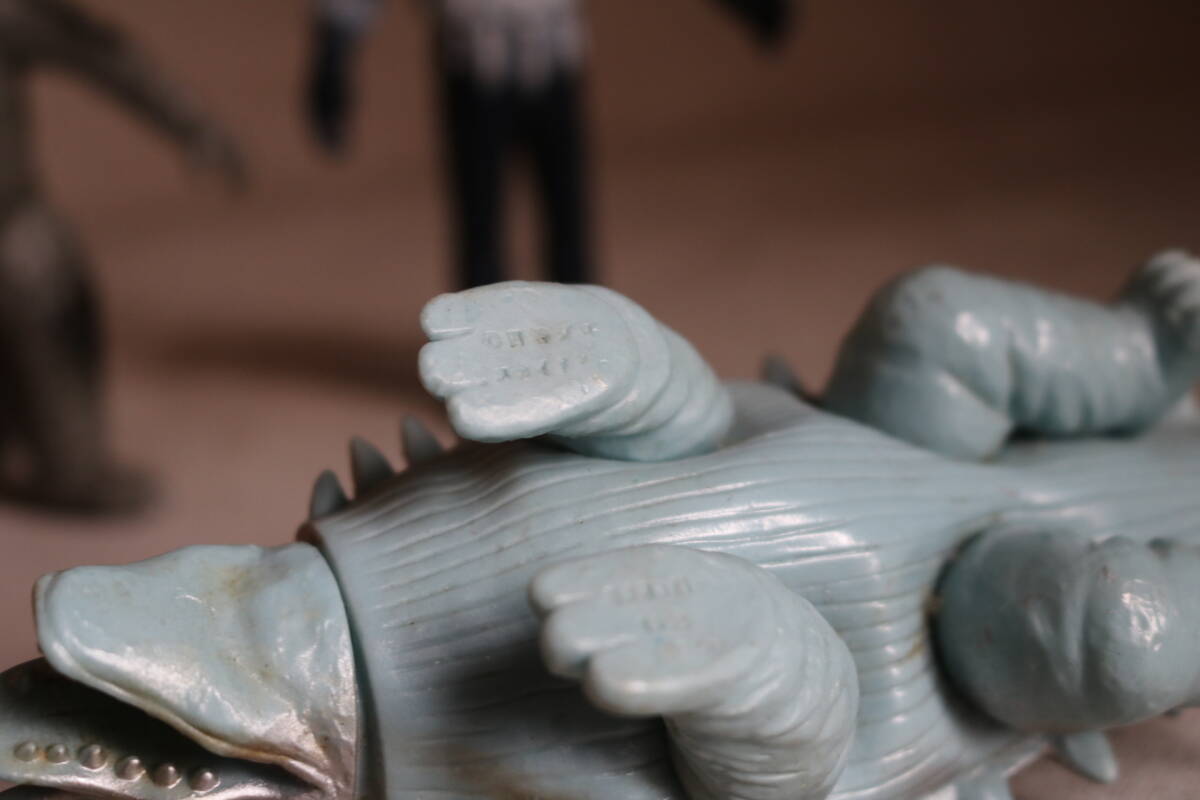 【伊董】c177.アンティーク!昭和レトロ!古いソフトビニール人形ウルトラマン怪獣6体セット円谷プロBANDAI JAPAN #特撮_画像9