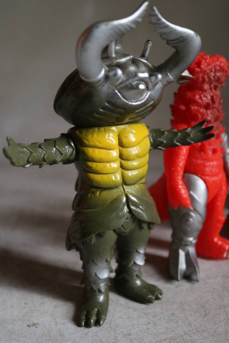 【伊董】c177.アンティーク!昭和レトロ!古いソフトビニール人形ウルトラマン怪獣6体セット円谷プロBANDAI JAPAN #特撮_画像2