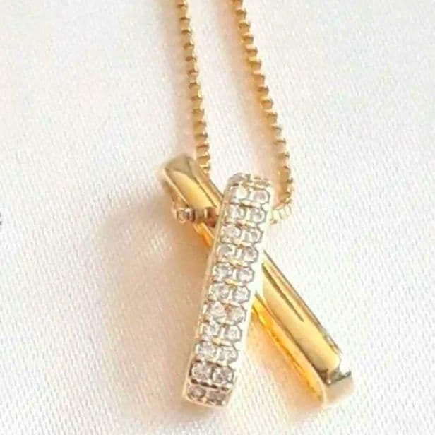  прекрасный простой Cross дизайн Gold колье 