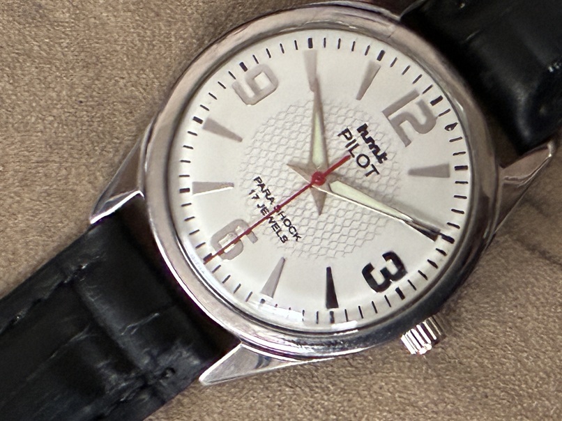 HMT PILOT 手巻き_画像1