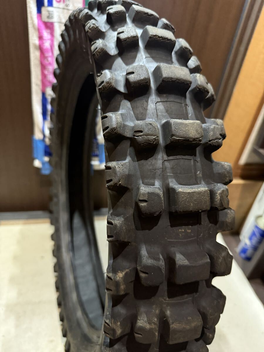 中古MCタイヤ 2025年製造 DUNLOP GEOMAX AT81EX 110/100-18 ダンロップ ジオマックス 110 100 18 2325 A4010_画像6