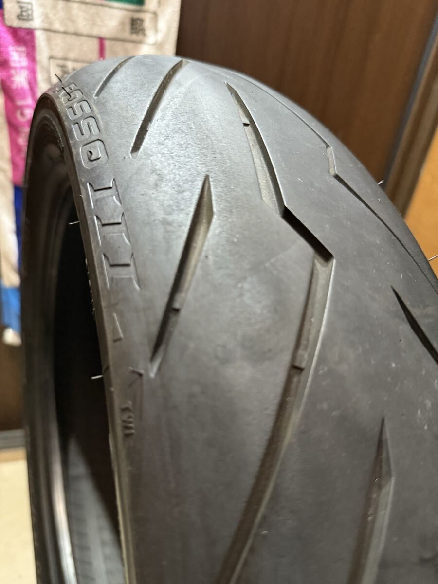 中古MCタイヤ PIRELLI DIABLO ROSSOⅢ 140/70R17 ピレリ ディアブロ ロッソ3 140 70 17 2921 A4011_画像5