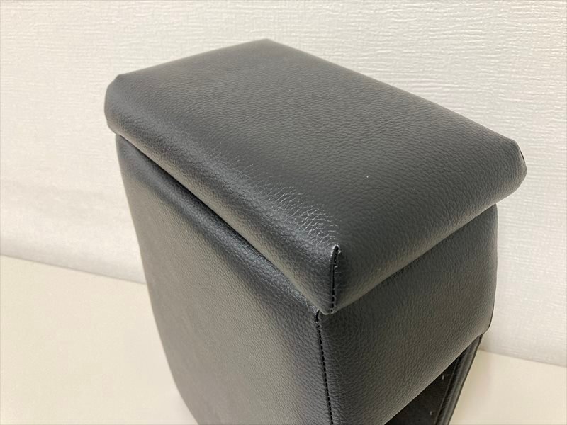ミライース アームレスト ブラック 黒 レザー風 ダイハツ コンソールボックス 収納 内装パーツ カー用品 肘掛け 即納 □_画像3