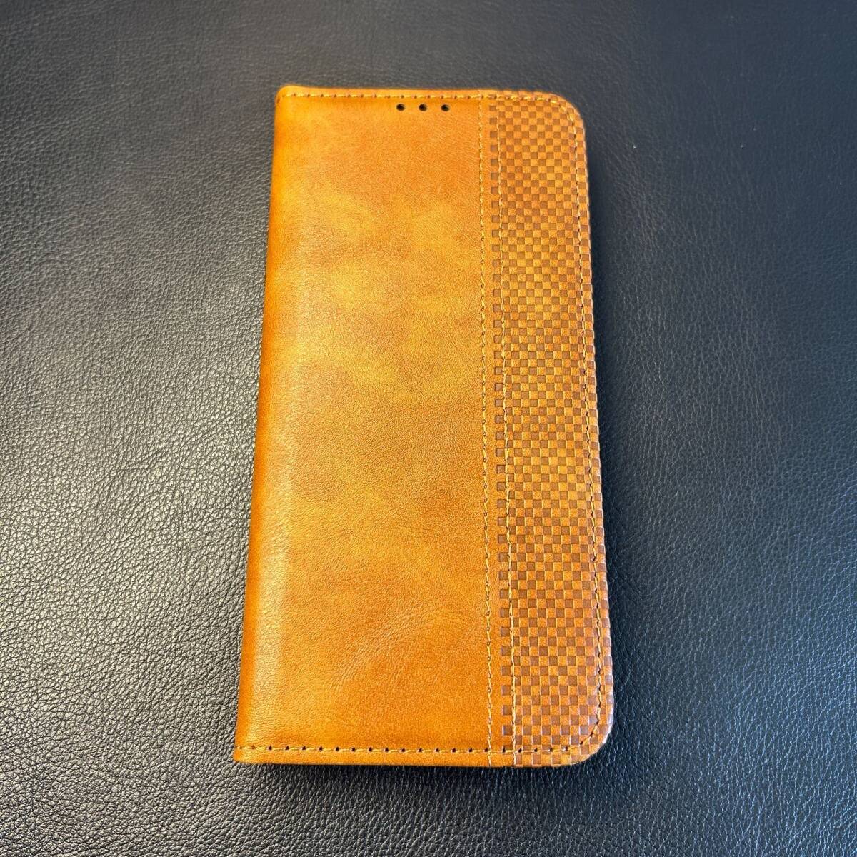 2点セット arrows We2 F-52E FCG02 レザーケース ライトブラウン+ガラスフィルム 手帳型 保護ガラス カード収納 アローズ_画像2