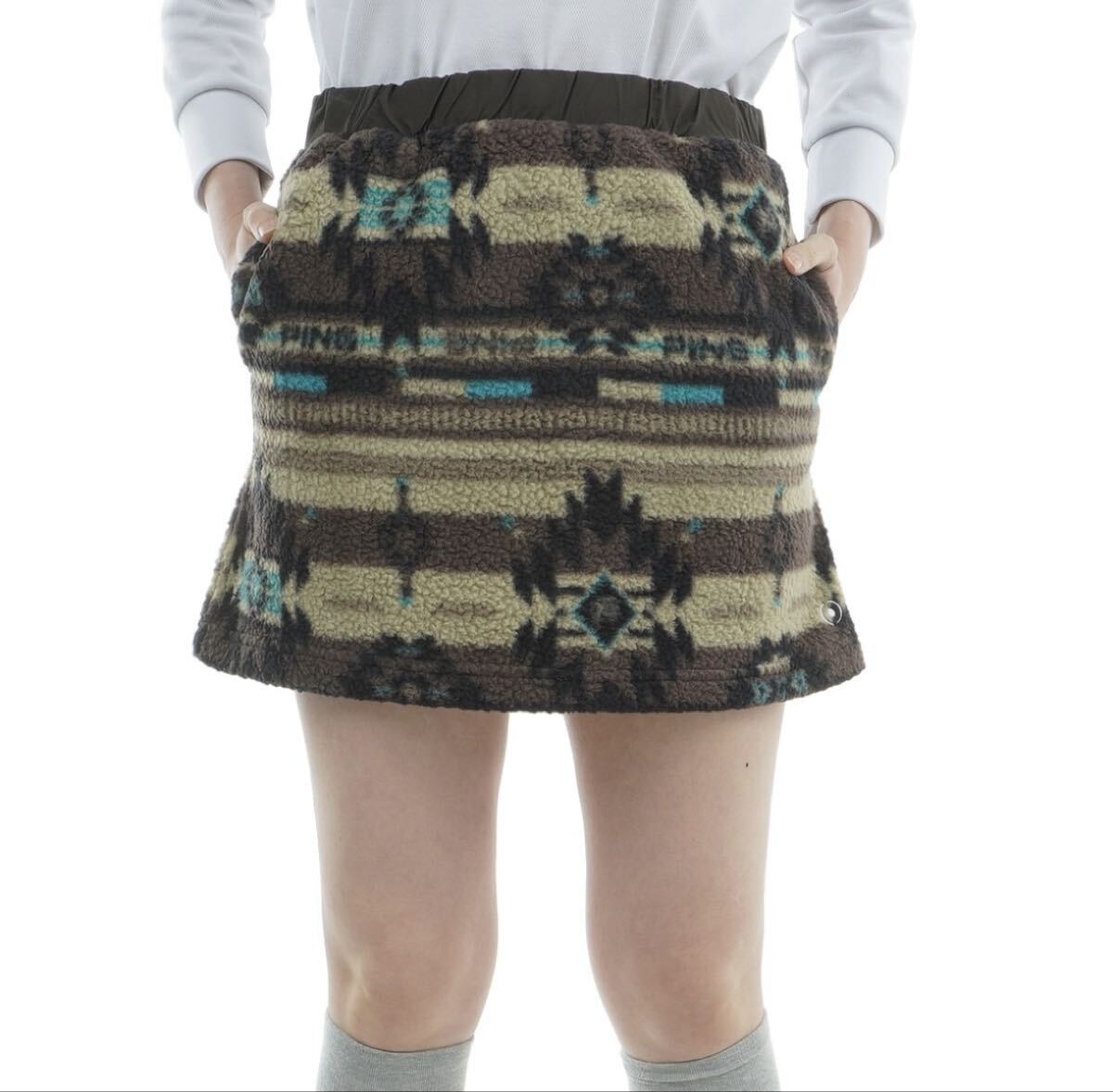 新品未使用 SSサイズ PING ピン ゴルフ レディース スカート ウェア ゴルフウェア ロゴ総柄 カモフラ_画像3