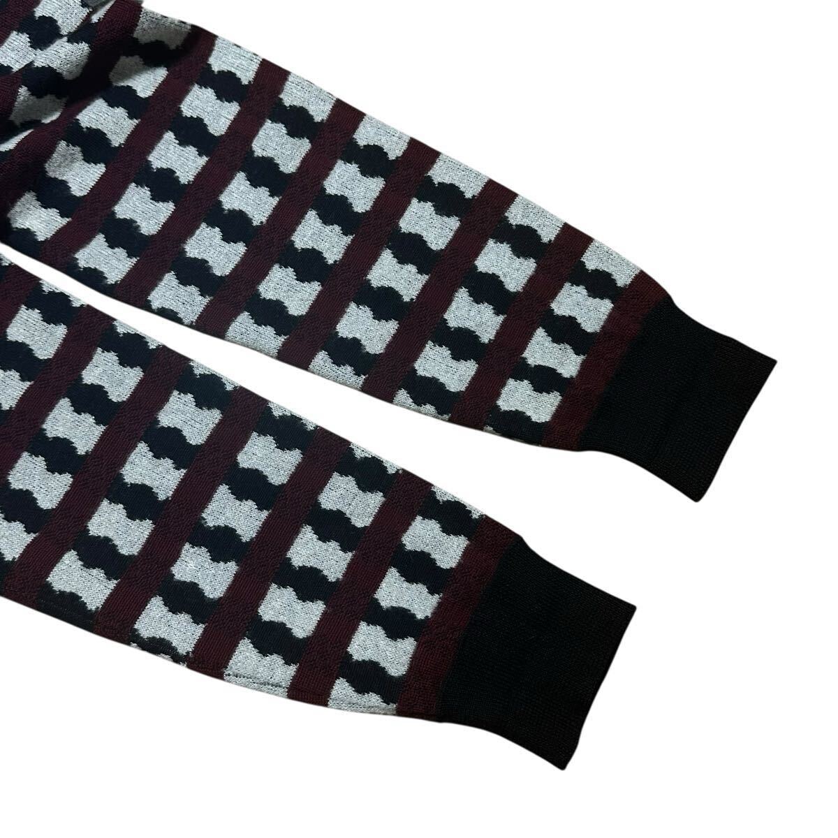 極美品/Lサイズ●ジョルジオアルマーニ『大人を上げする極上素材』カシミア シルク ニット セーター Vネック 幾何学模様 GIORGIO ARMANI_画像5