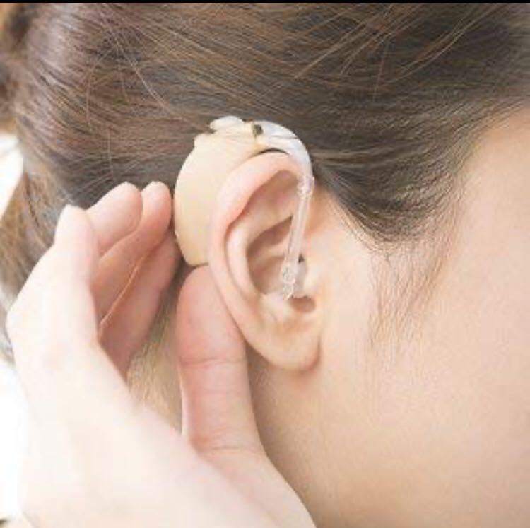 【最新版】高音質 デジタル 補聴器 集音器 充電式 経度～高度対応ノイズカット 雑音抑制機能付き　音量4 段階調整_画像6