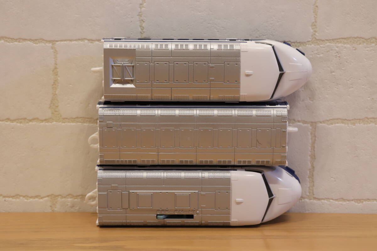 A02 プラレール 0系新幹線 ウエストひかり ぼくらのプラレール 50th Anniversary 上巻 車両のみ 動作確認済_画像5