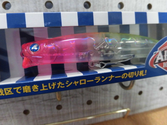 超激レア ブルーブルー アイザー 100F ピンクチャートクリア 新品 村岡昌憲氏秋シーバス爆釣人気ルアー 水温低下攻略ランカーシーバス爆釣_画像2