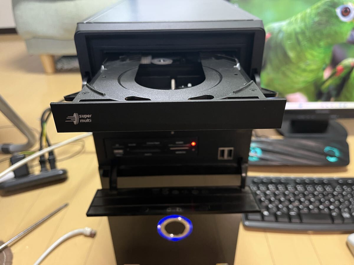 Windows11 Office2021 テレビチューナー付きデスクトップパソコン 23インチフルHD液晶 Corei7 4770 16GB SSD 500GB + HDD 1TB スピーカー_画像4