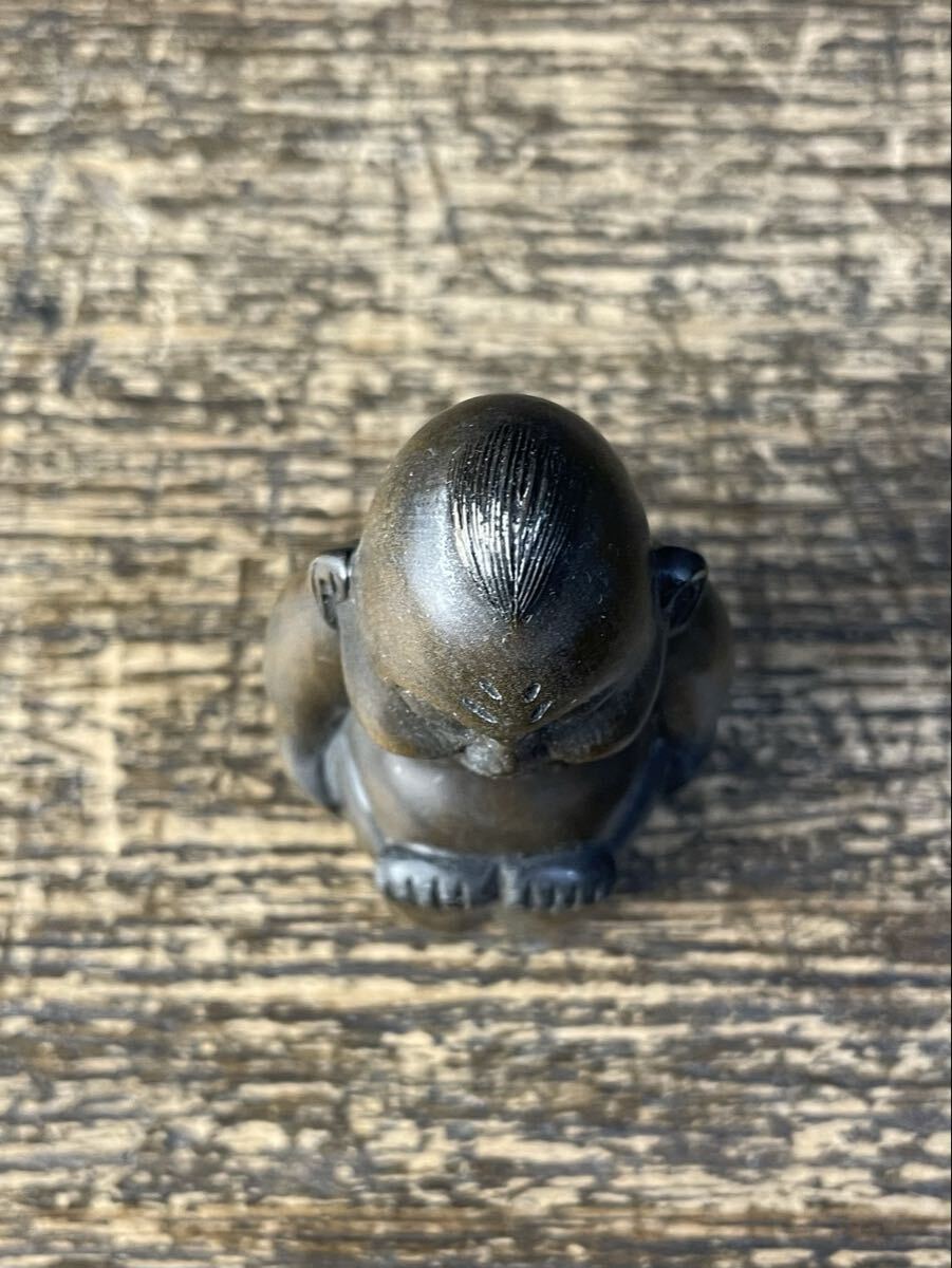  из дерева netsuke bili талон san маленький . скульптура украшение .. предмет дым . inserting дерево гравюра .. меньше bili талон netsuke HC-30