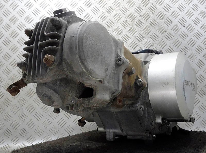 * анимация иметь *{ стоимость доставки единообразие 3,000 иен ~} Chaly 50 chaly CF50E фактически работающий двигатель 49cc 3 скорость 12V g06-02sE30 угол глаз автомобиль lii автомобиль li.