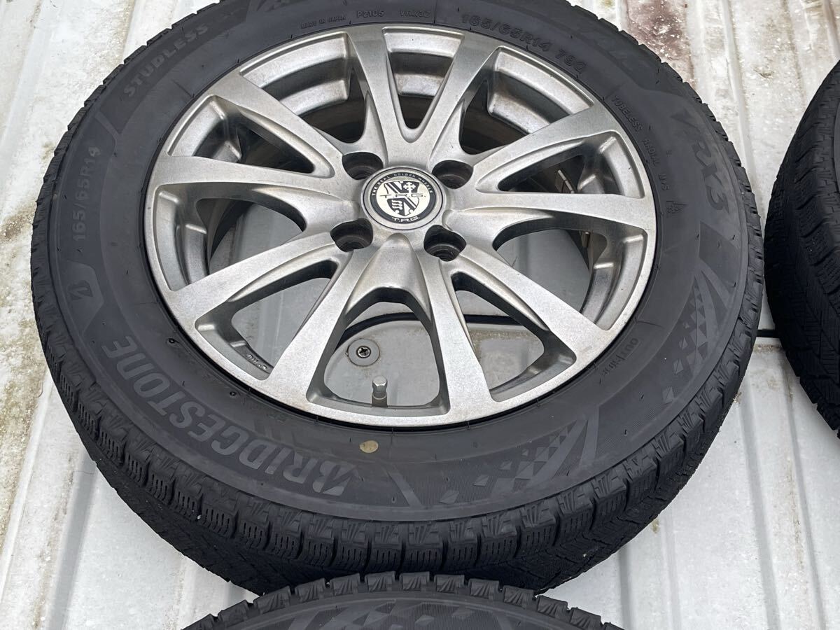 2シーズンのみ着用 バリ溝 ブリザック VRX3 165/65R14 5J+39 100 4穴 ソリオ ルーミー トール タンク パッソ ブーン ミラージュ などに! _画像2