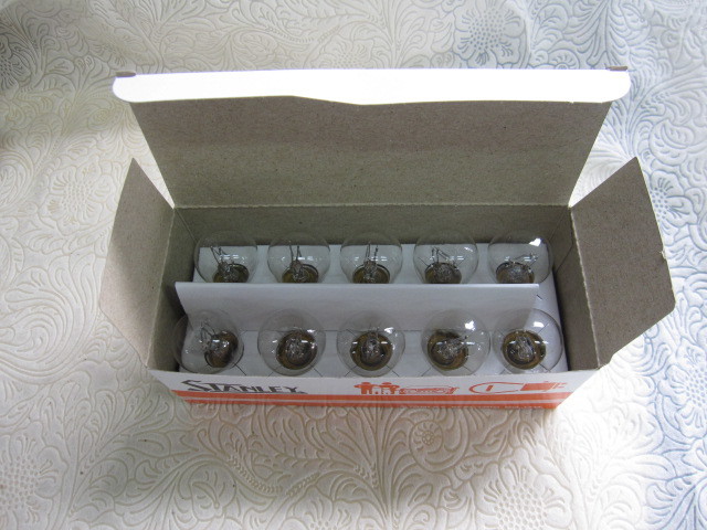 ♪定形外 即決　A4887M　24V25/10W　スタンレー　ナス球　（S25/BAY15ｄ）　１０個　（0705）_画像1