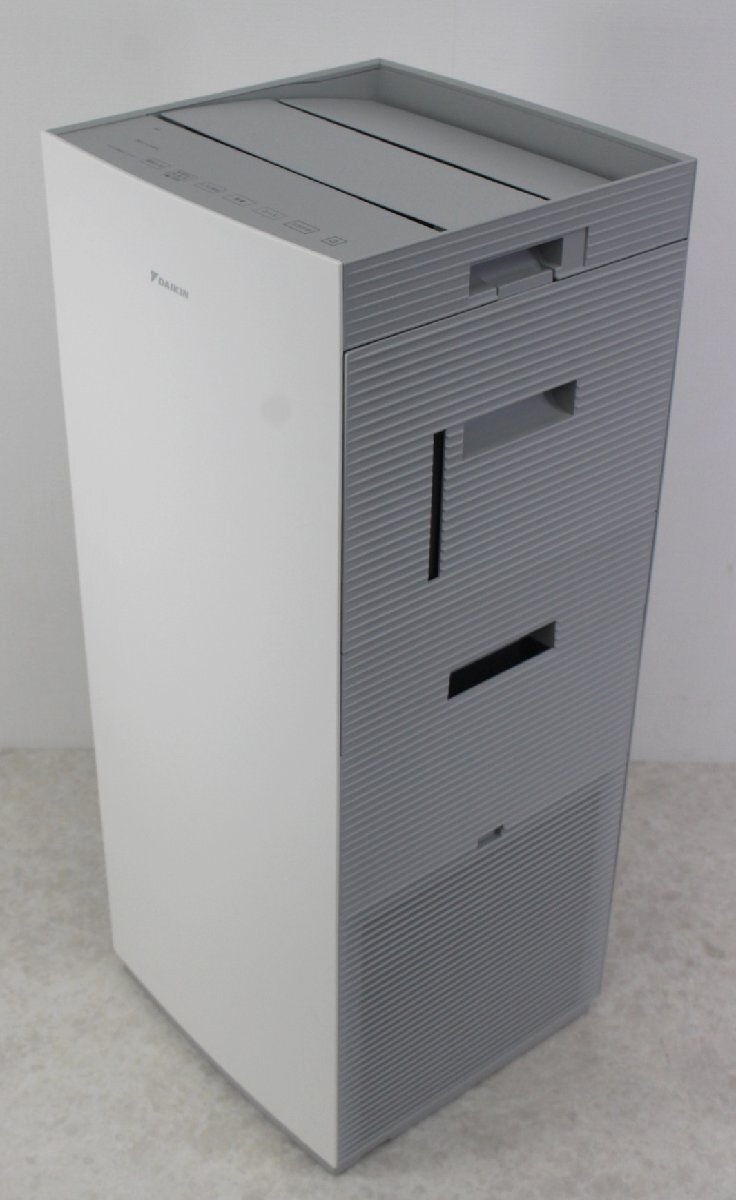 □現状品□ DAIKIN MCK70ZKS-W 加湿 ストリーマ空気清浄機 ホワイト ダイキン 2022年製 ※ほとんど使用感無し (2822520)_画像1