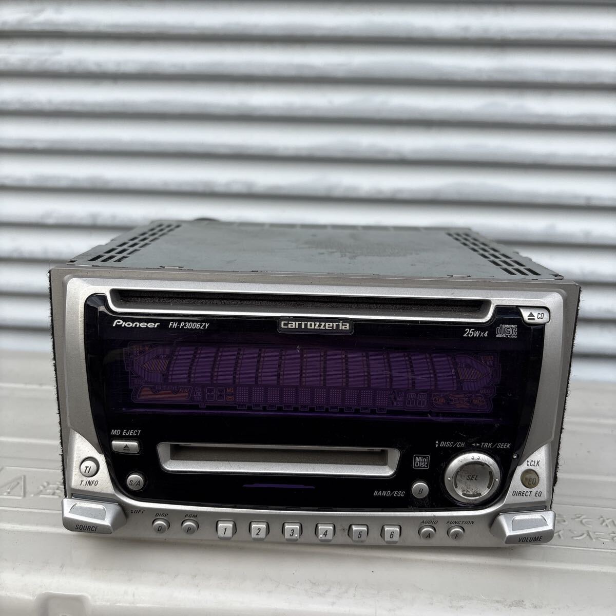 Pioneer carrozzeria(パイオニア カロッツェリア)FH-P3006ZY 動作未確認ジャンク品_画像1