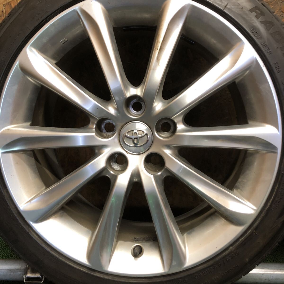 トヨタ　マークX　Sパッケージ　18×8J　114.3/5H　極上バリ山タイヤ付き　C-196　福岡　★引き取り大歓迎★即決サービス品★早い者勝ち★_画像5