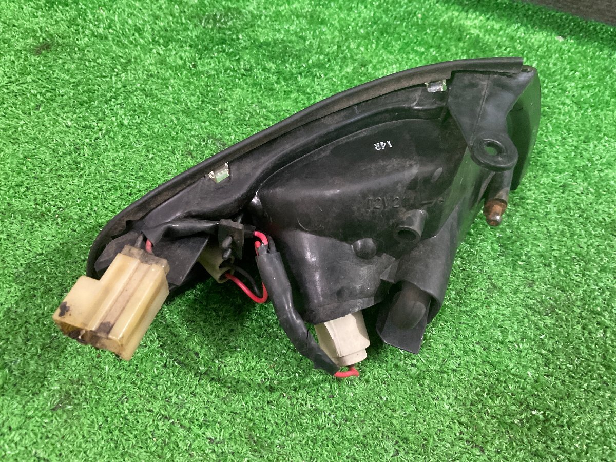 スカイライン　4ドア　TYPE-M　HCR32　R32　前期　純正　フロント　コンビネーションランプ　ウィンカーライト　左　ジャンク！_画像3