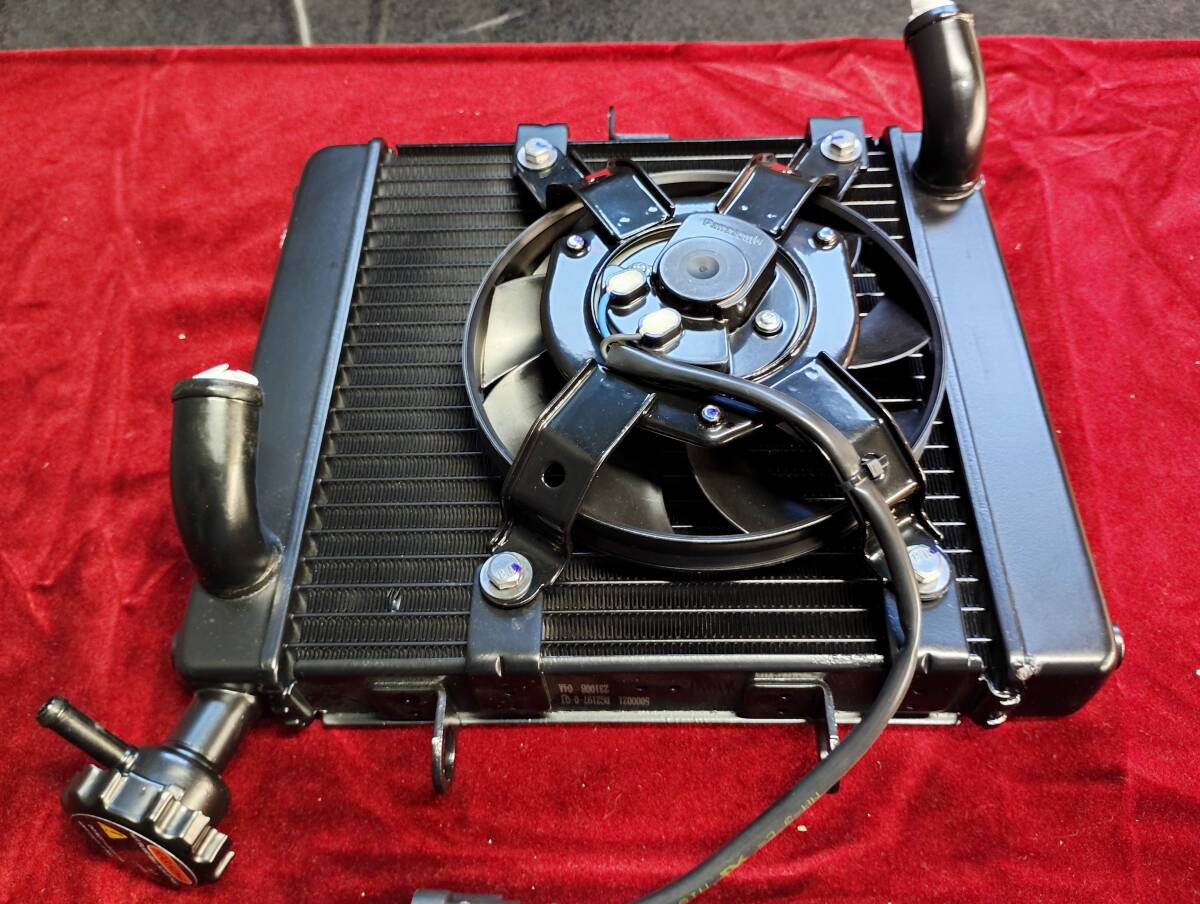 ハーレー　HARLEY-DAVIDSON　X500　LWZX500　ラジエーターキット　品番HD279126280031　納車前に取り外した部品に成ります。_画像4