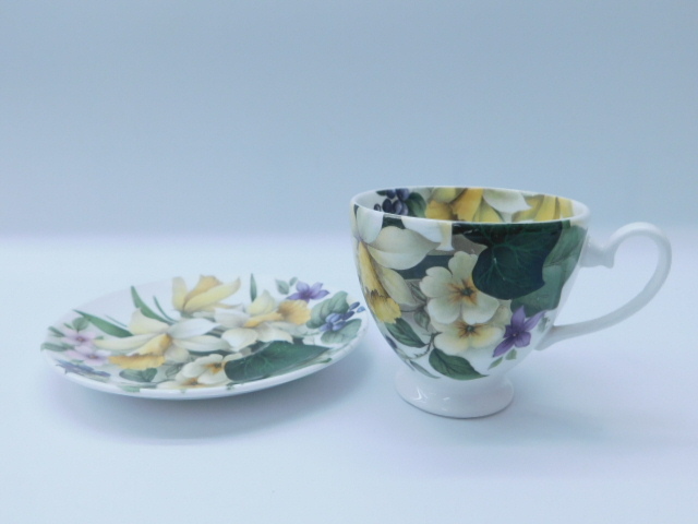 ★小1435 The Bristol China Company イギリス製 茶器 カップ＆ソーサー コーヒーカップ ティーカップ 洋食器 フラワー 花柄 12511061_画像3