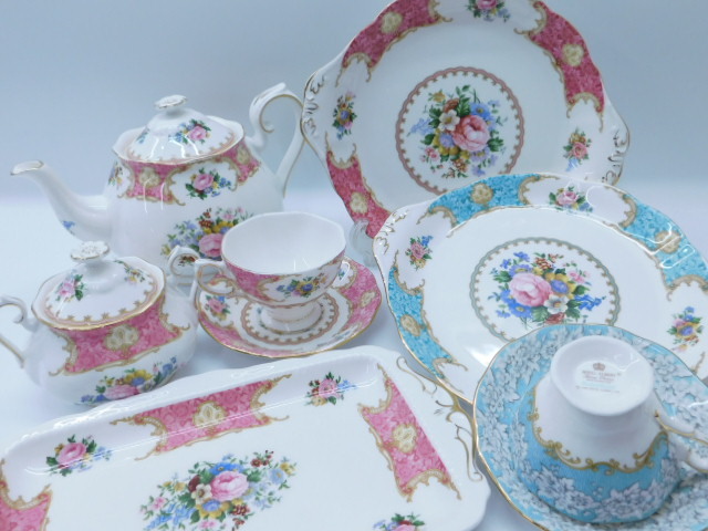 ★小1443 ロイヤルアルバート ROYAL ALBERT ティーセット 茶器 ティーポット シュガーポット カップ ソーサー プレート 砂糖入 12511061_画像1
