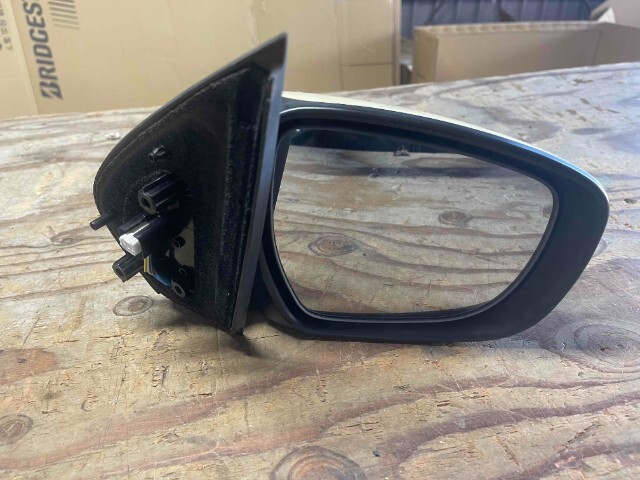 スズキ アルト 右 ドアミラー　HA36S ZVG （BL12964）_画像4