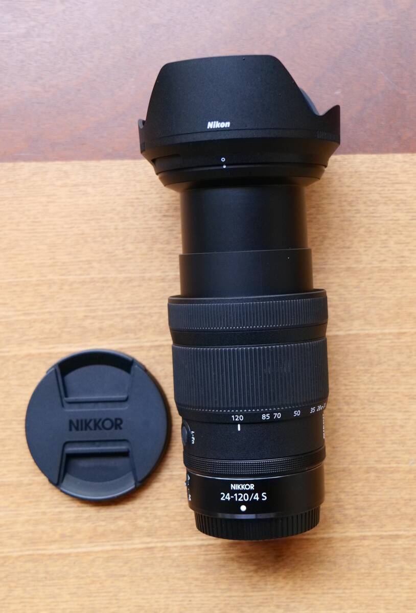 ニコン　NIKKOR Z 24-120mm F4S 美品 　_画像2