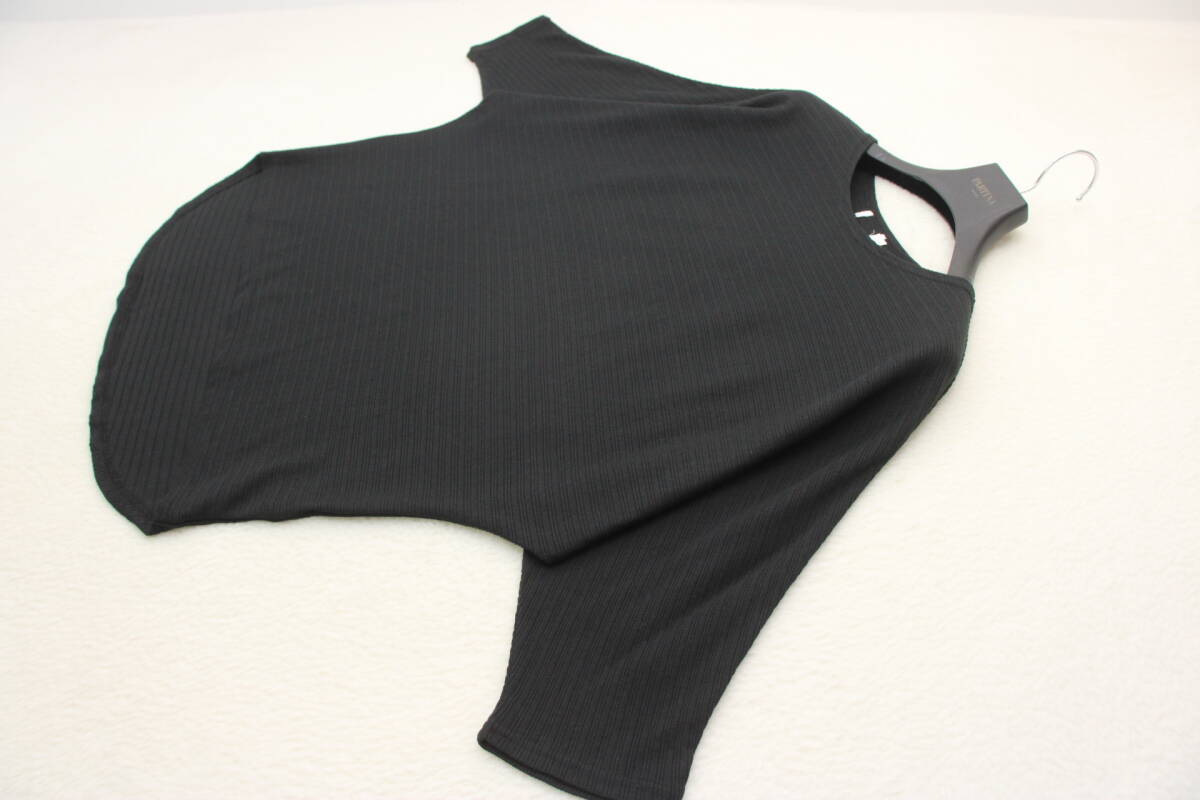 3475 新品 リブドルマンカットソー ブラックＦサイズ_画像1