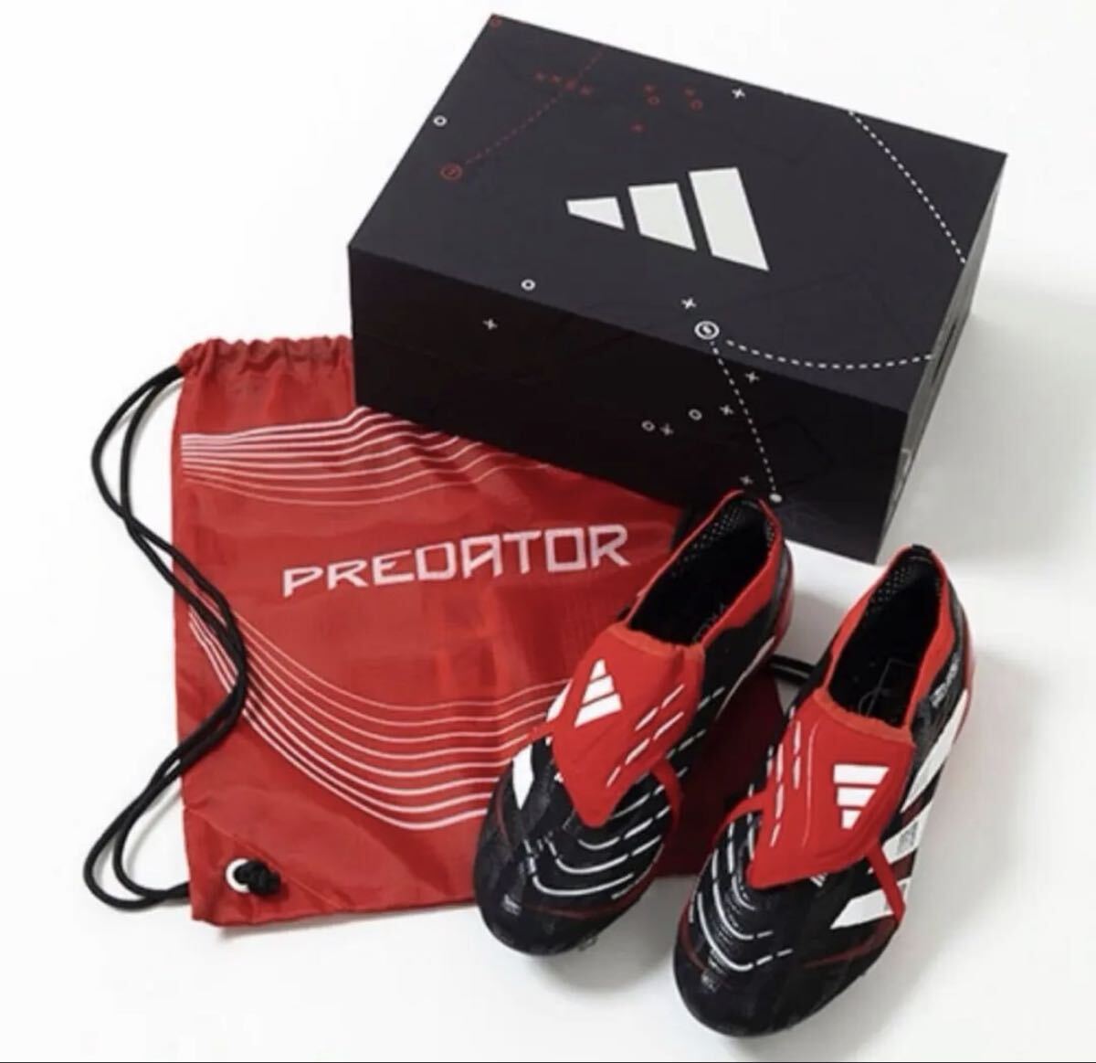 プレデター Elite Foldover Tongue BWR Fg 'Moments Pack' Men Core Black/Cloud White/Vivid Red _画像1