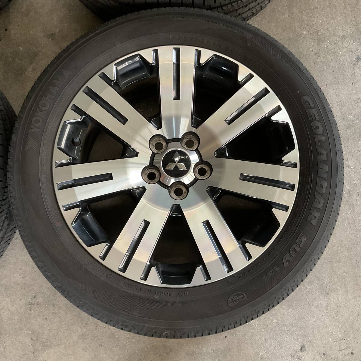 YOKOHAMA 225/55R18 98H G055E GEOLANDAR SUV G055 三菱 ホイール 18×7J +38 5H PCD114.3 4本セット 送料無料(255)_画像4