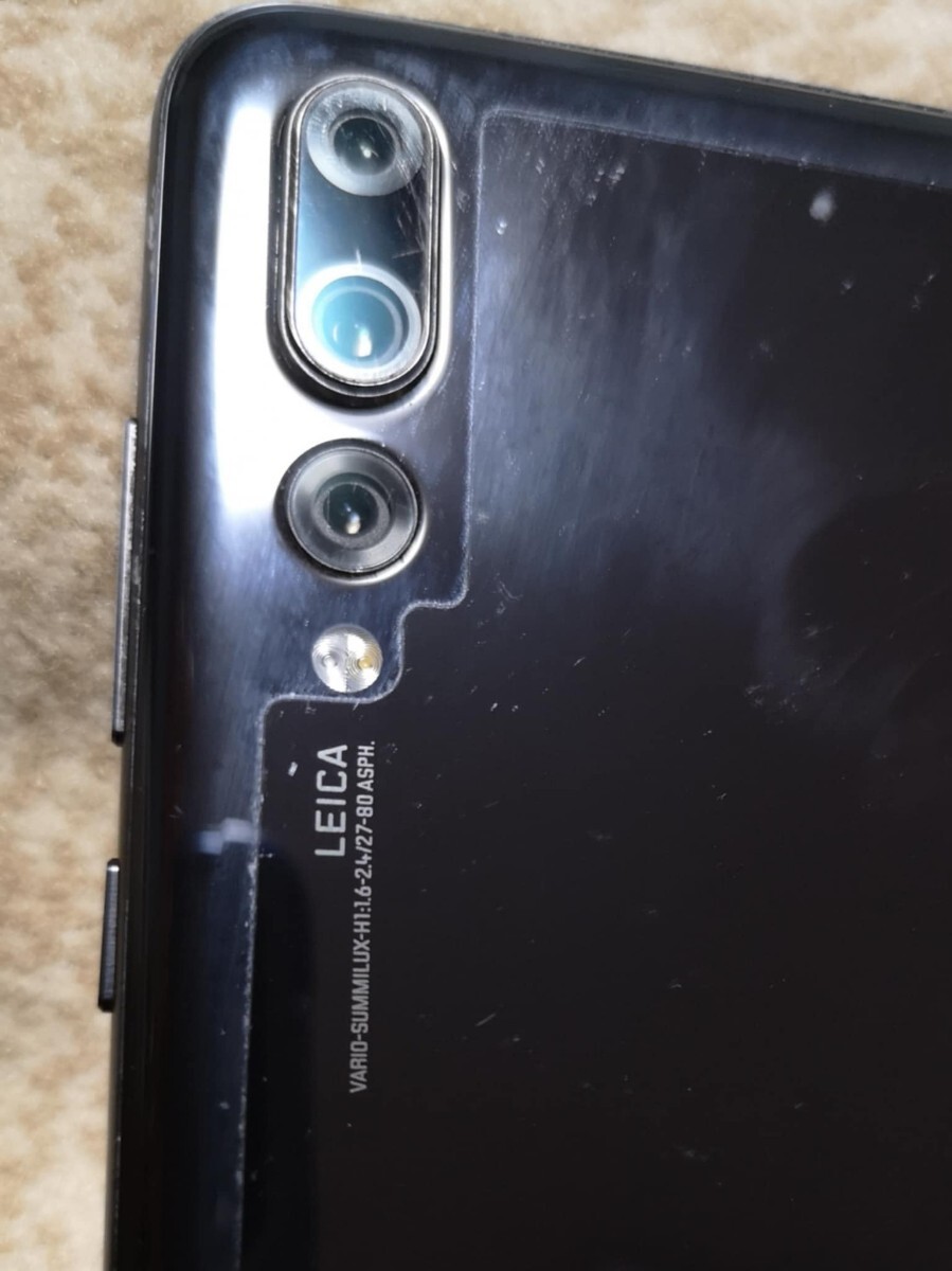 稀少グローバル版P20 Pro128GBライカ シャッター音無し Huawei CLT-L29 Black ファーウェイ Dual Sim LEICAカメラレンズ_画像2