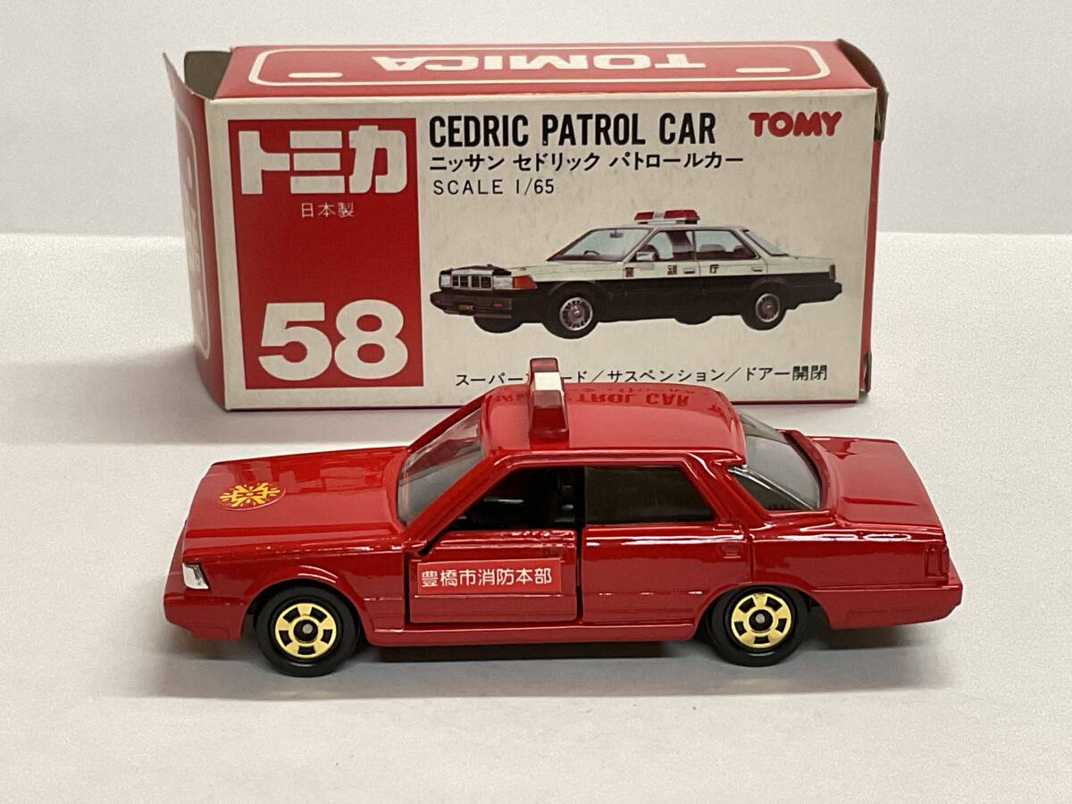 *** Tomica красный коробка 58-3-2 Nagoya круг .te часть специальный заказ Nissan Y30 Cedric патрульная машина пожаротушение палец . машина ***