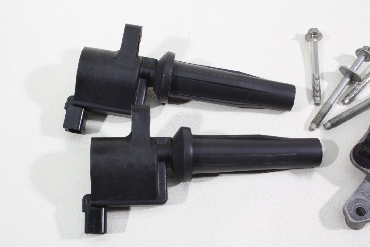 MB4204S ボルボ V50 右H H28年式 走行6万キロ台! B4204S 純正 スロットルボディー コイル 2個セット S9S.._画像7