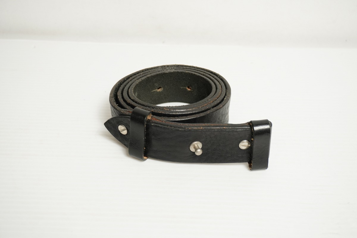 定番 美品 SUNSEA サンシー buckleless leather belt バックルレス レザー ベルト 34 ブラック黒 1124P_画像1