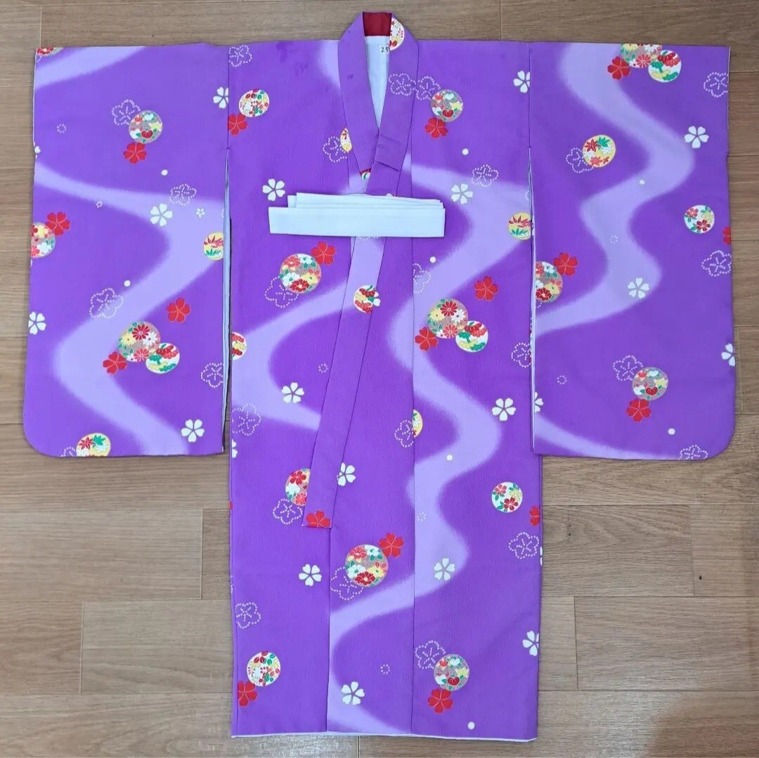 大幅値下げ 三歳祝着(藤色小花柄) ３歳着物 被布着_画像6