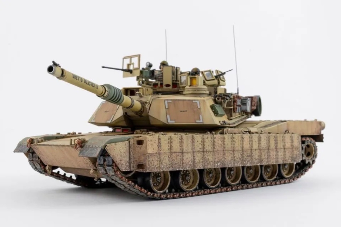 1/35 アメリカ 主力戦車 M1A2 エイブラムス 組立塗装済完成品 w1_画像1