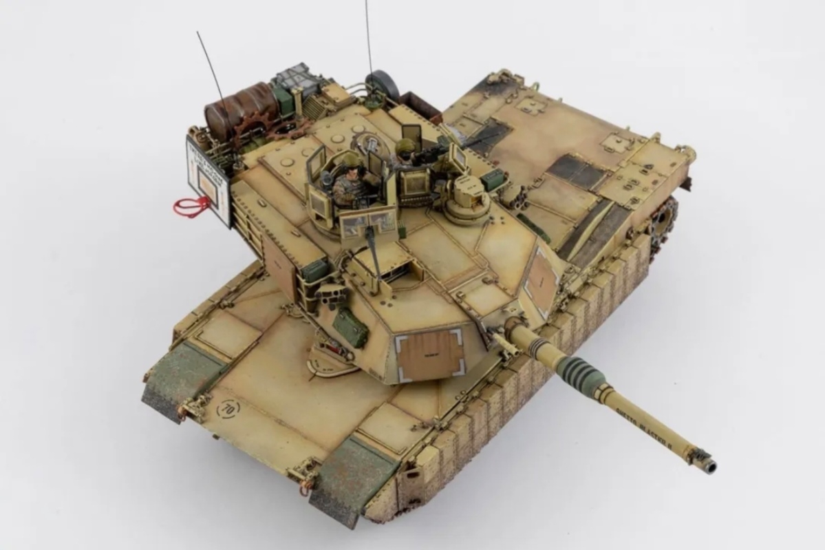1/35 アメリカ 主力戦車 M1A2 エイブラムス 組立塗装済完成品 w1_画像6