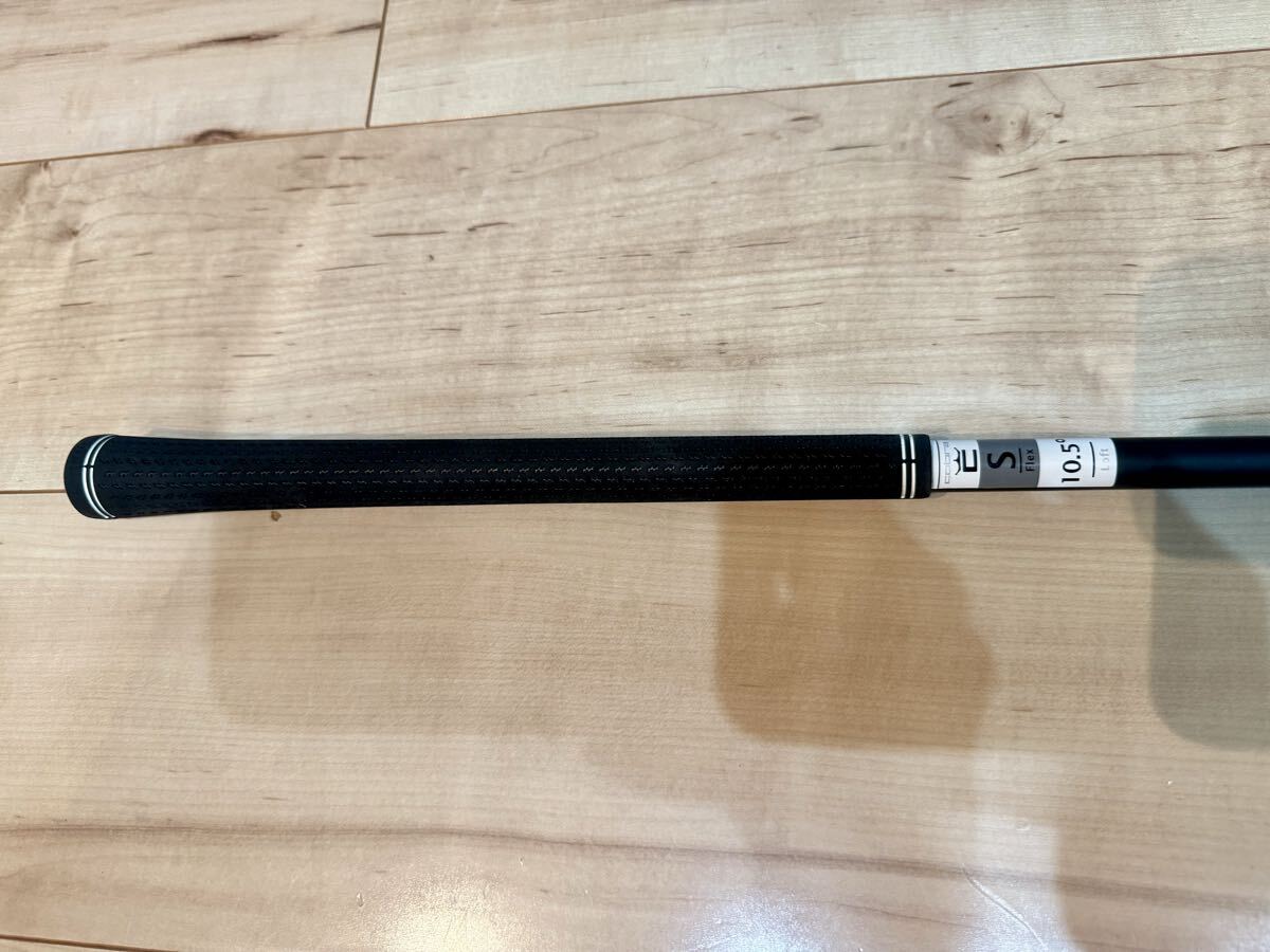 極美品 24 ベンタス ブラック 6S カスタム ドライバーシャフト コブラスリーブ付き ヘッド装着時45.25インチ DS-ADAPT _画像2