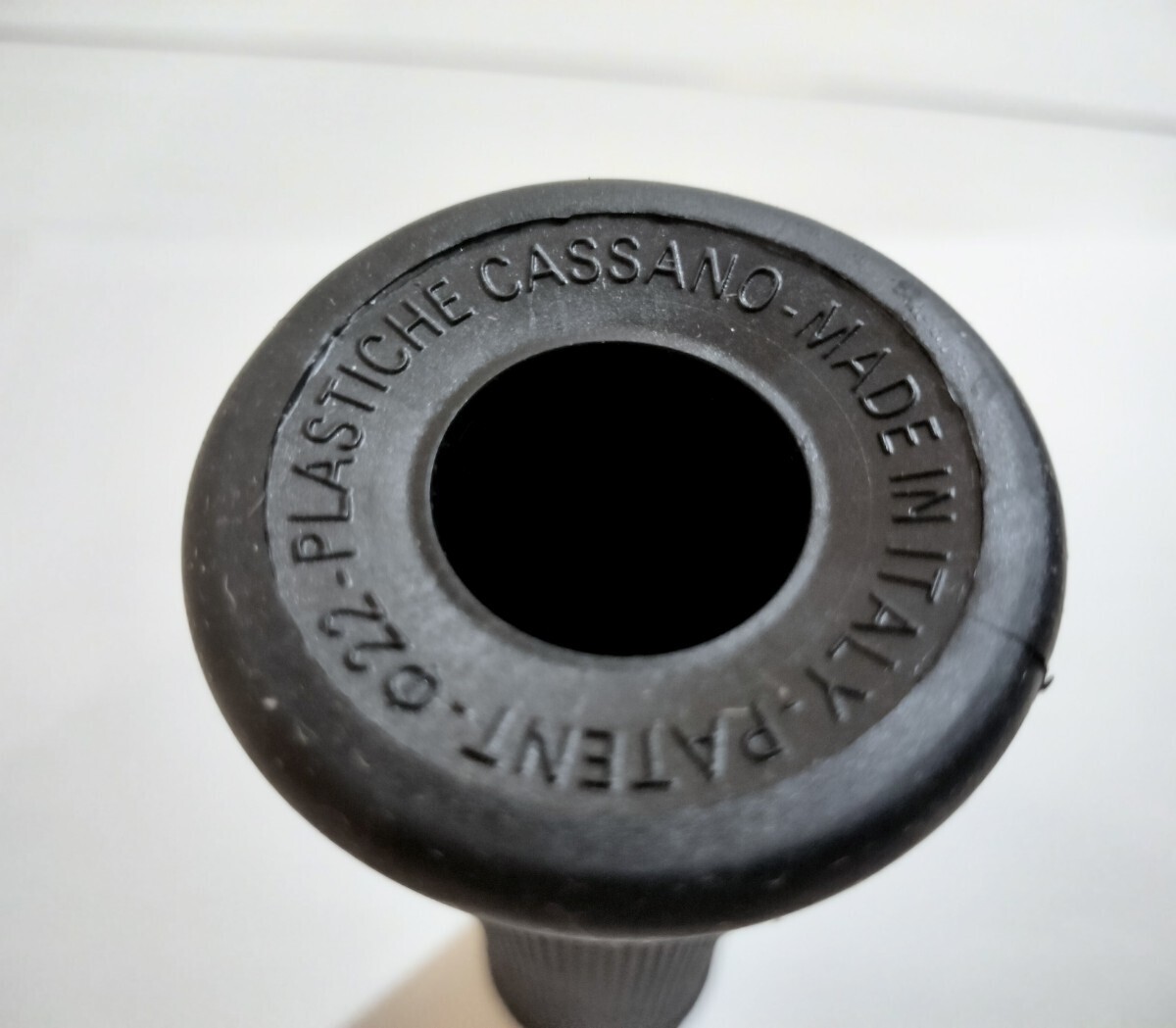 バイク用　耐震ゲル　プログリップ　黒色　ハンドル径φ22.2用 125mm　ブラック、デイトナ　 PROGRIP　_画像2