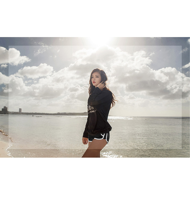 値下げ！ラッシュガード レディース 日焼け防止 体型カバー 水着 レディース 長袖ラッシュガード 4点上下セット_画像7