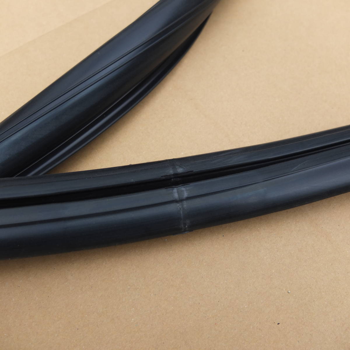 フロント幅広溶着タイプウェザーストリップ（ローバーミニ用）_画像2