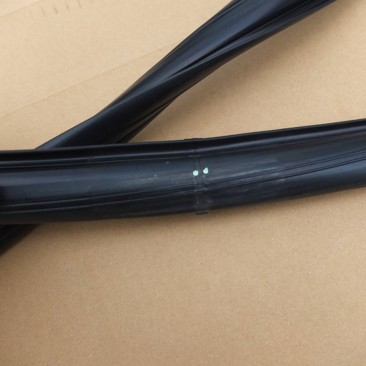 フロント幅広溶着タイプウェザーストリップ（ローバーミニ用）_画像3