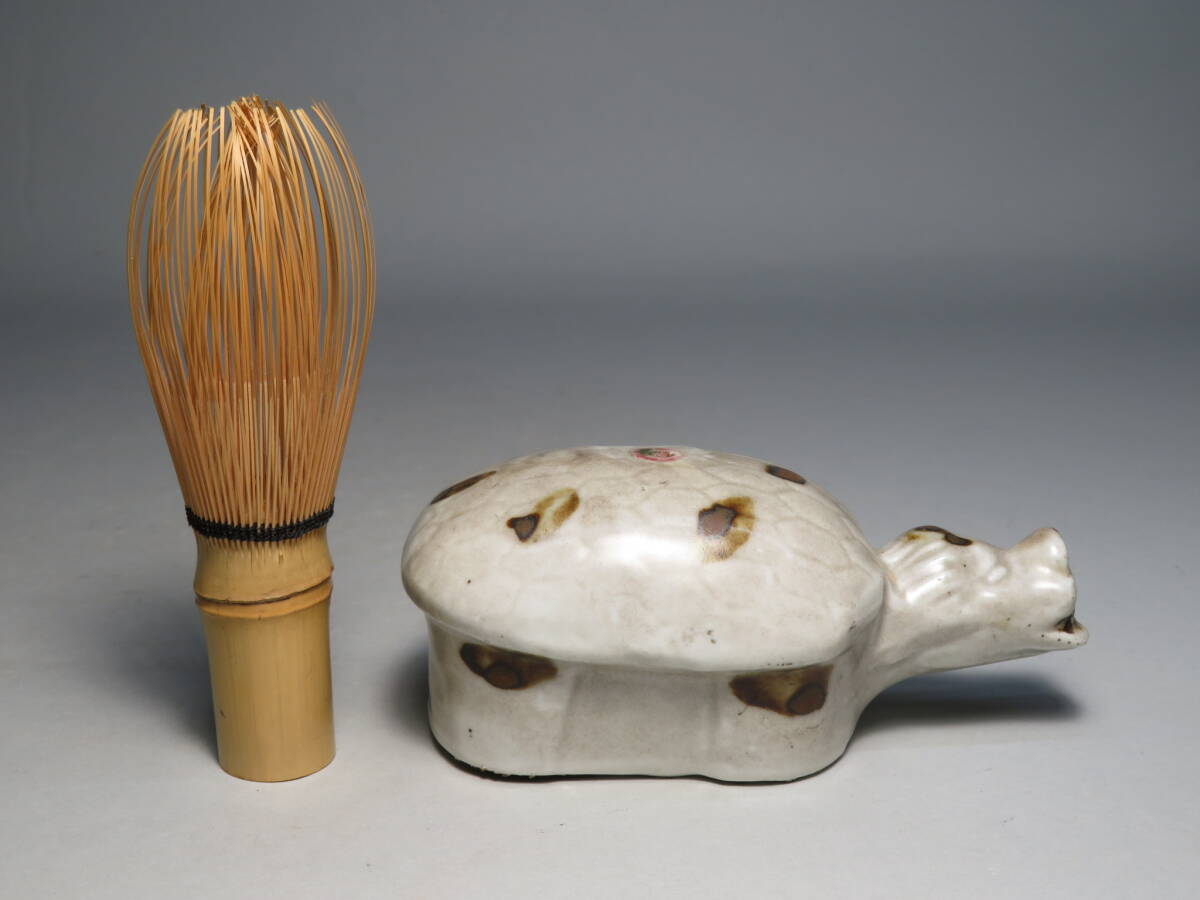 【李朝/高麗 特別出品】李朝 白磁鉄絵亀形水滴 朝鮮古陶磁器/李朝時代 朝鮮美術 李朝白磁 lot:11824_画像10