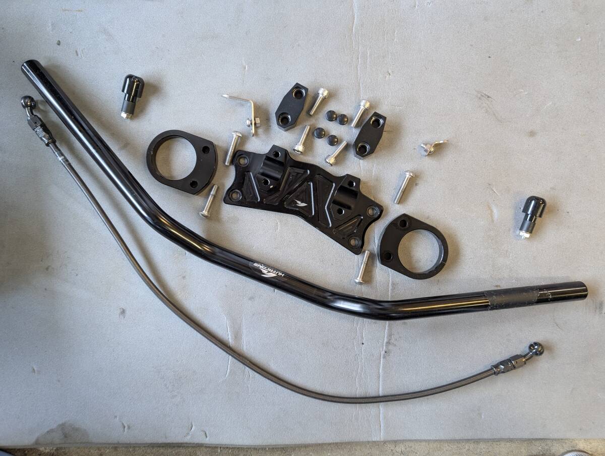 ハリケーン　バーハンドルキット　ブラケット式　HBK666BSB　ZX-14R (12-15)　ZZR1400 (06-11) ABS無し用 06で使用していました_画像1