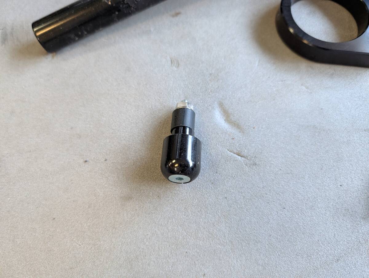 ハリケーン　バーハンドルキット　ブラケット式　HBK666BSB　ZX-14R (12-15)　ZZR1400 (06-11) ABS無し用 06で使用していました_画像5