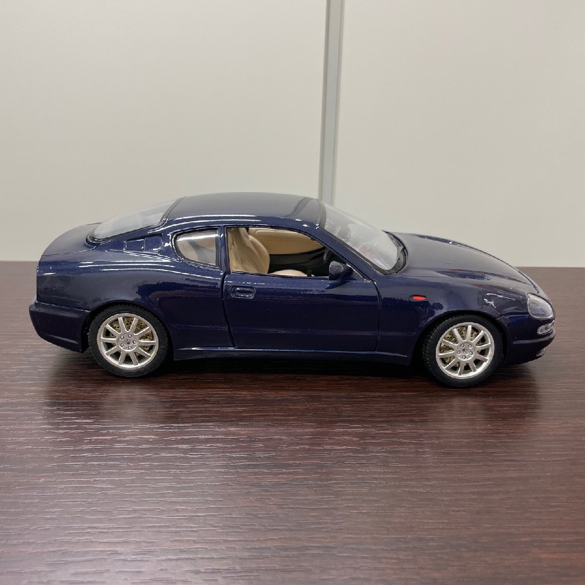 #*burago 1/18 MASERATI 3200GT Maserati BBurago миникар машина текущее состояние товар *#105