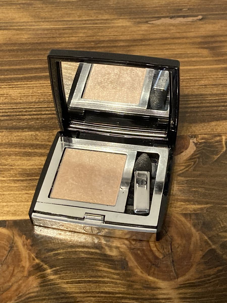 I5K198◆ クリスチャン ディオール Christian Dior モノ クルール クチュール 633 コーラル ルック グリッター アイシャドウ 2g_画像1