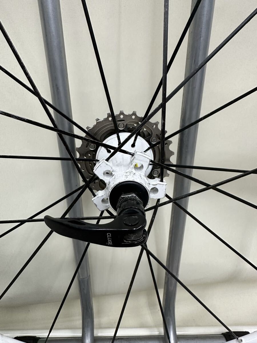 MAVIC AKSIUM クリンチャー Rホイール SHIMANO CS6800アルテグラカセット11スピード付き_画像4