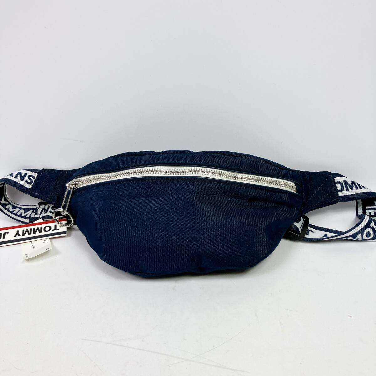 D2014◯ TOMMY JEANS トミージーンズ ショルダーバッグ ロゴショルダー ファスナー キャンバス ネイビー 紺 ポケット ユニセックス_画像1